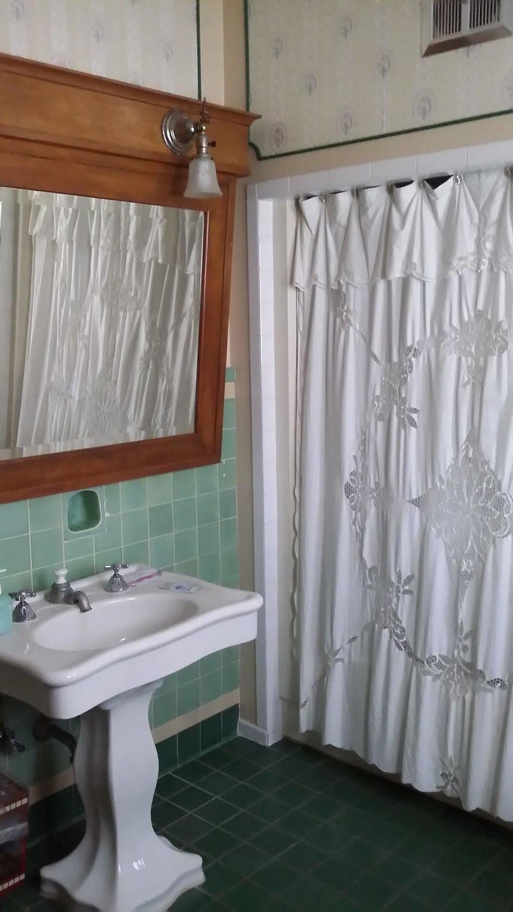 Chestnut Charm Bed & Breakfast Atlantic ภายนอก รูปภาพ