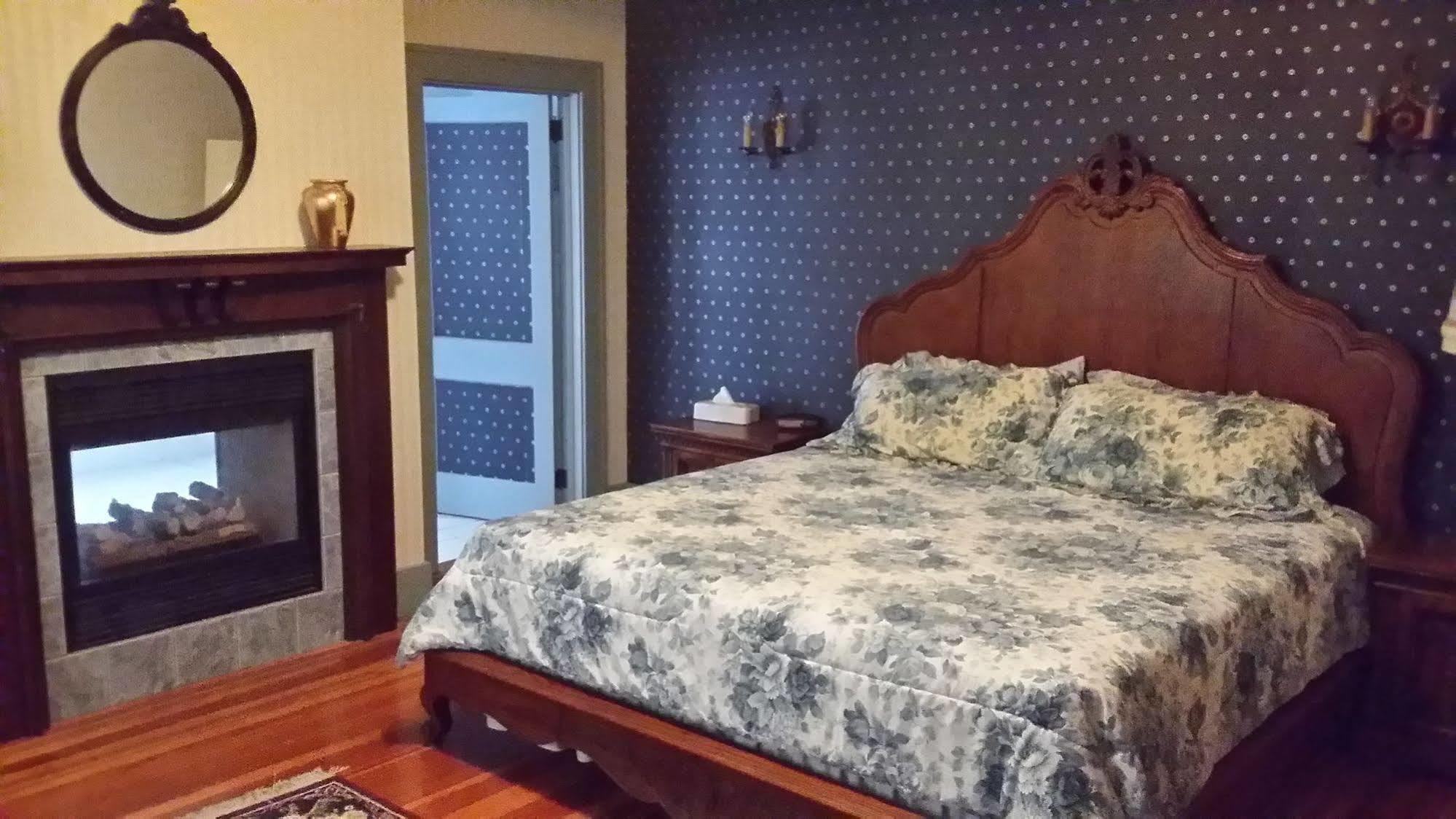Chestnut Charm Bed & Breakfast Atlantic ภายนอก รูปภาพ